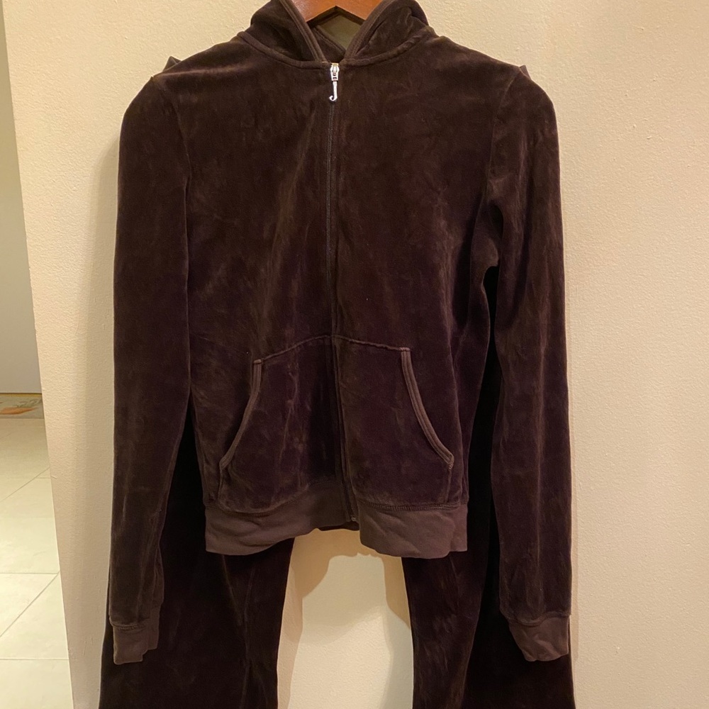 BNWOT Chestnut Brown Juicy Couture tracksuit